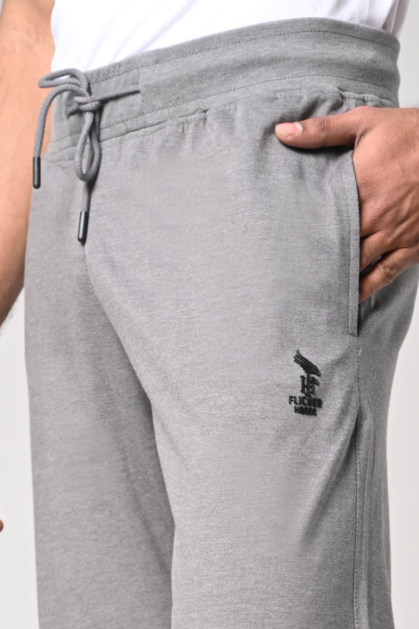 Men’s Light grey hosiery fabric track pants with pockets