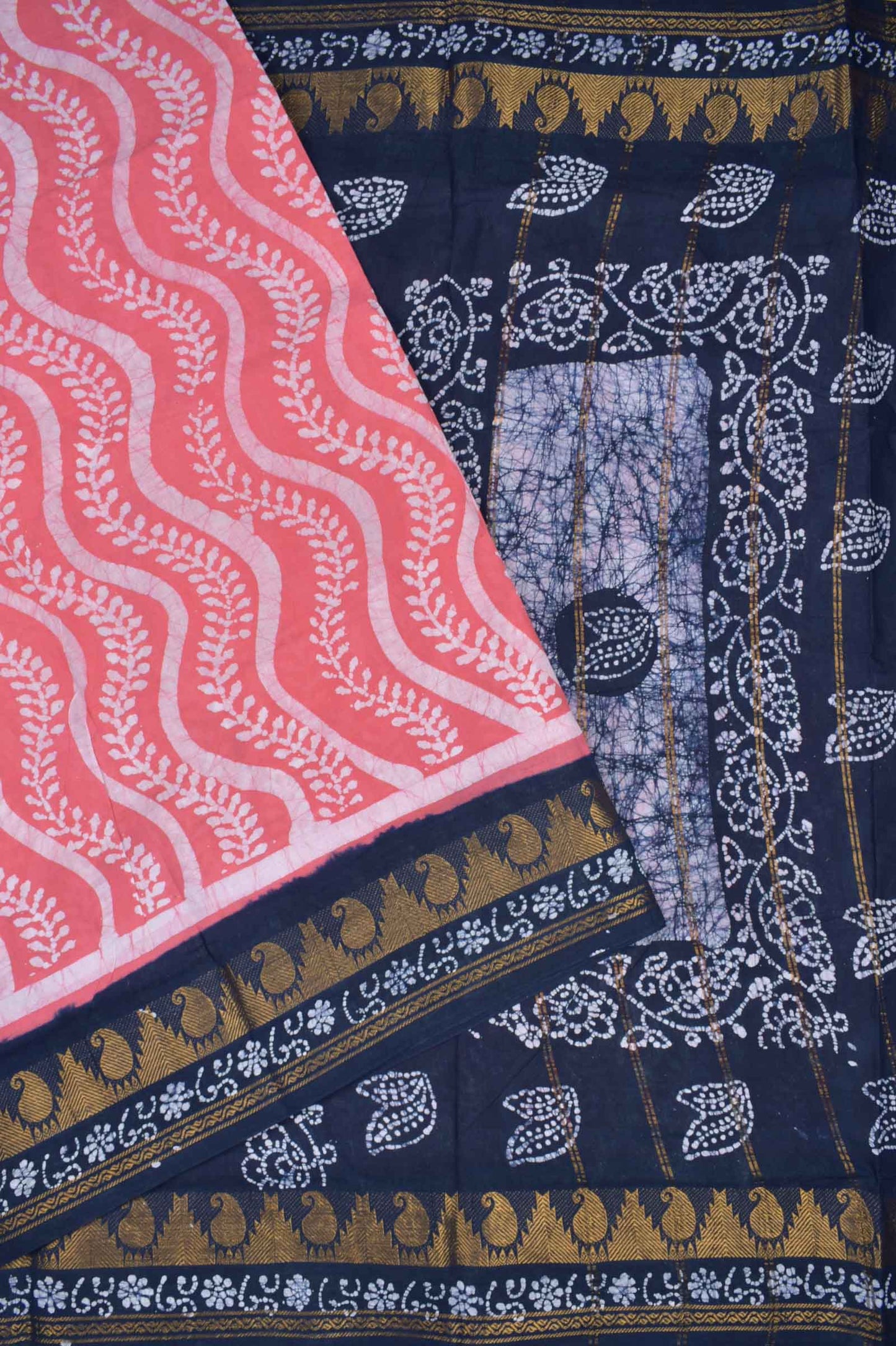 Peach Pink Pure Sungudi Cotton Floral Leaves Printed Contrast Border Pallu Saree