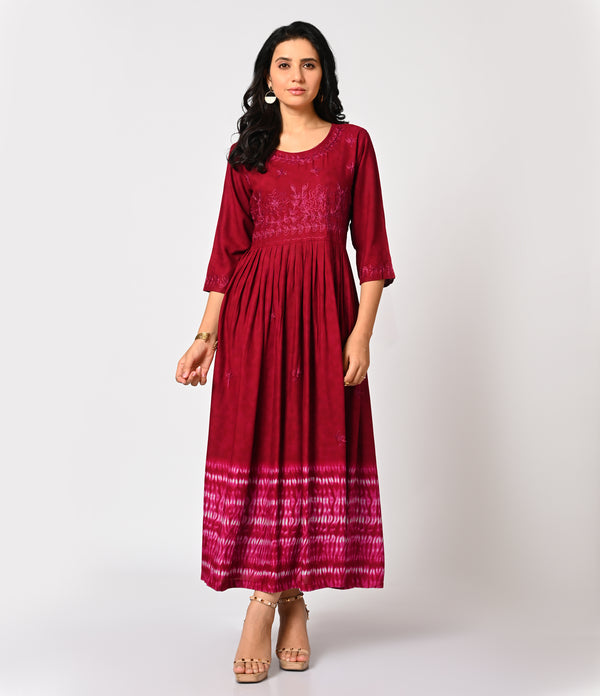 Beet Pink Long Kurti with Thread Work and Tie Dye Border