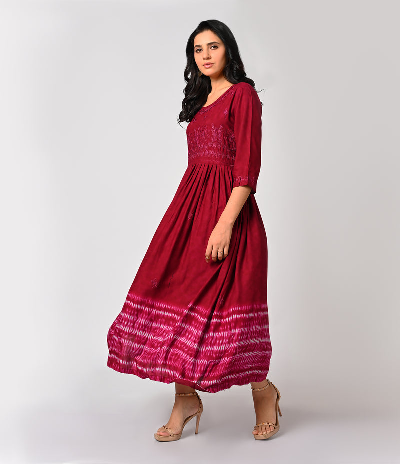 Beet Pink Long Kurti with Thread Work and Tie Dye Border