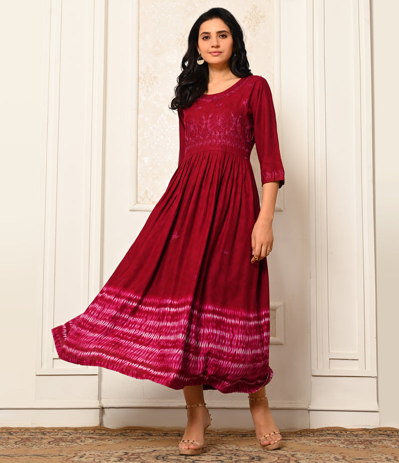 Beet Pink Long Kurti with Thread Work and Tie Dye Border