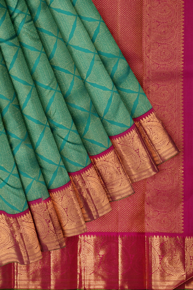 Green Kanchipuram Bridal Pure Silk Paisley Border Dark Pink Contrast Pallu Saree