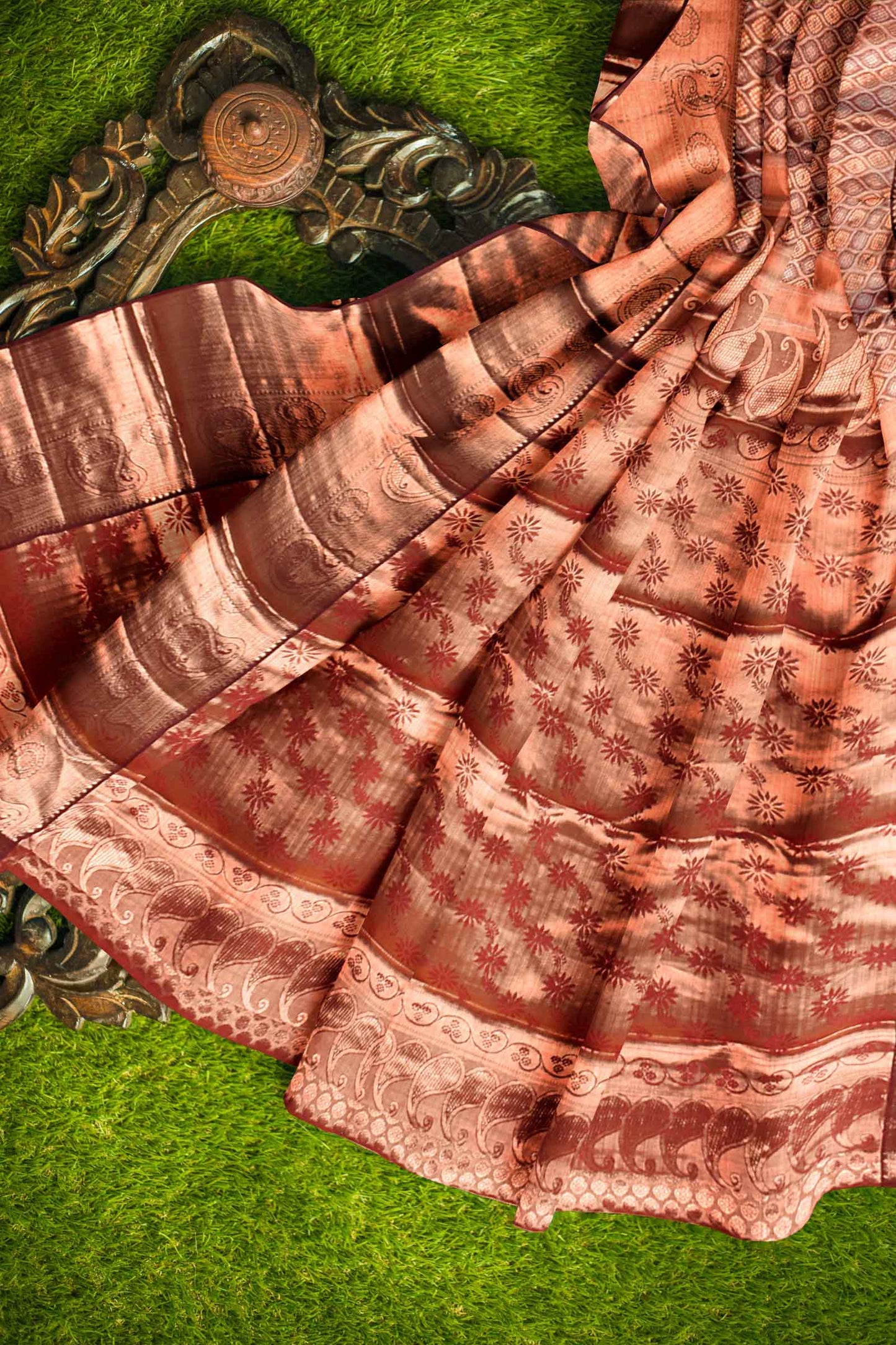 Maroon Kanchipuram Bridal Pure Silk Copper Zari Mango Butta Border Pink Contrast Pallu Saree