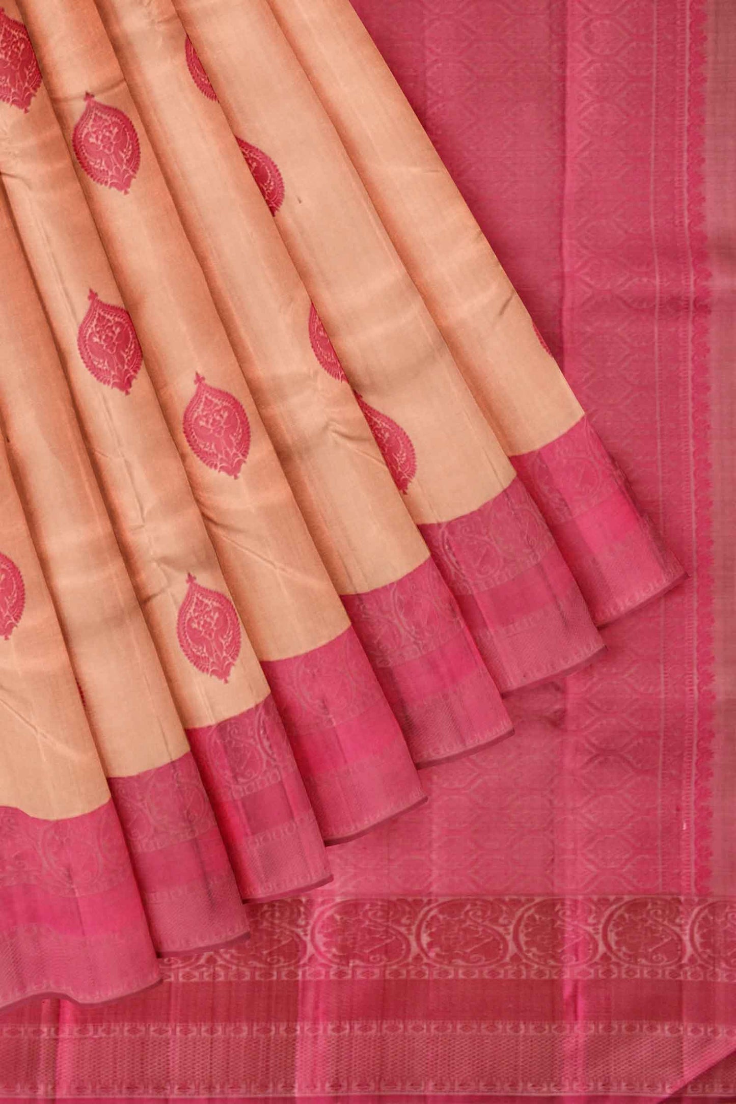 Sandal Light Weight Pure Silk Arani Contrast Pink Butta Pallu Saree