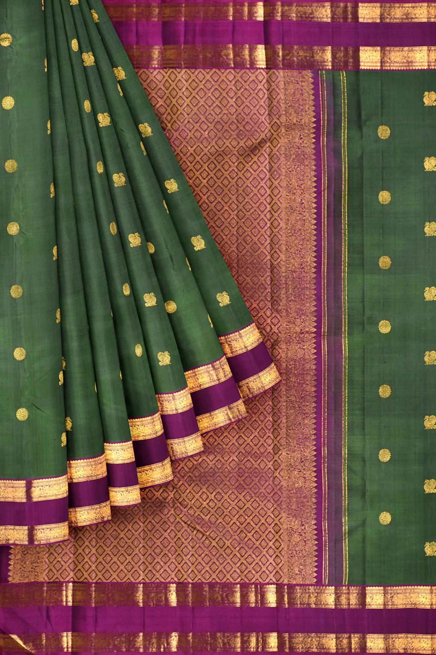 Green Light Weight Arani Silk Double Border Contrast Pallu Saree