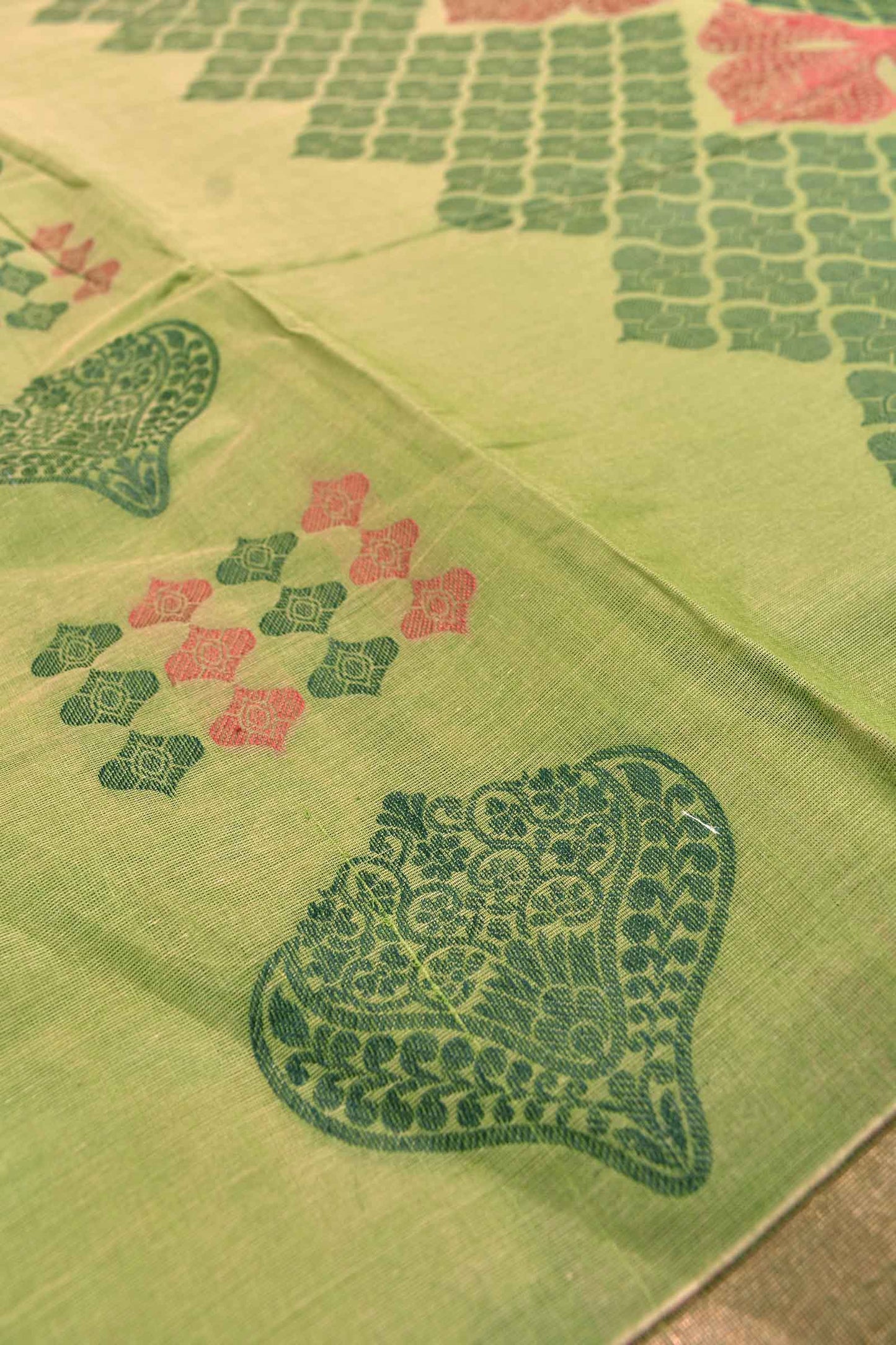 Green Pure South Cotton Double Color Butta Rich Pallu Saree