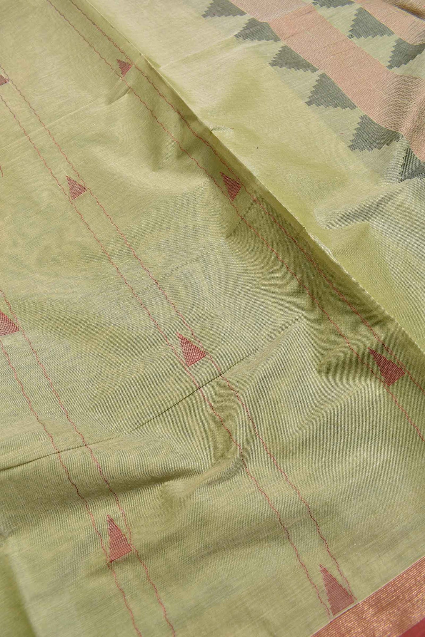 Light Green Pure South Cotton Small Border Triangle Butta Saree