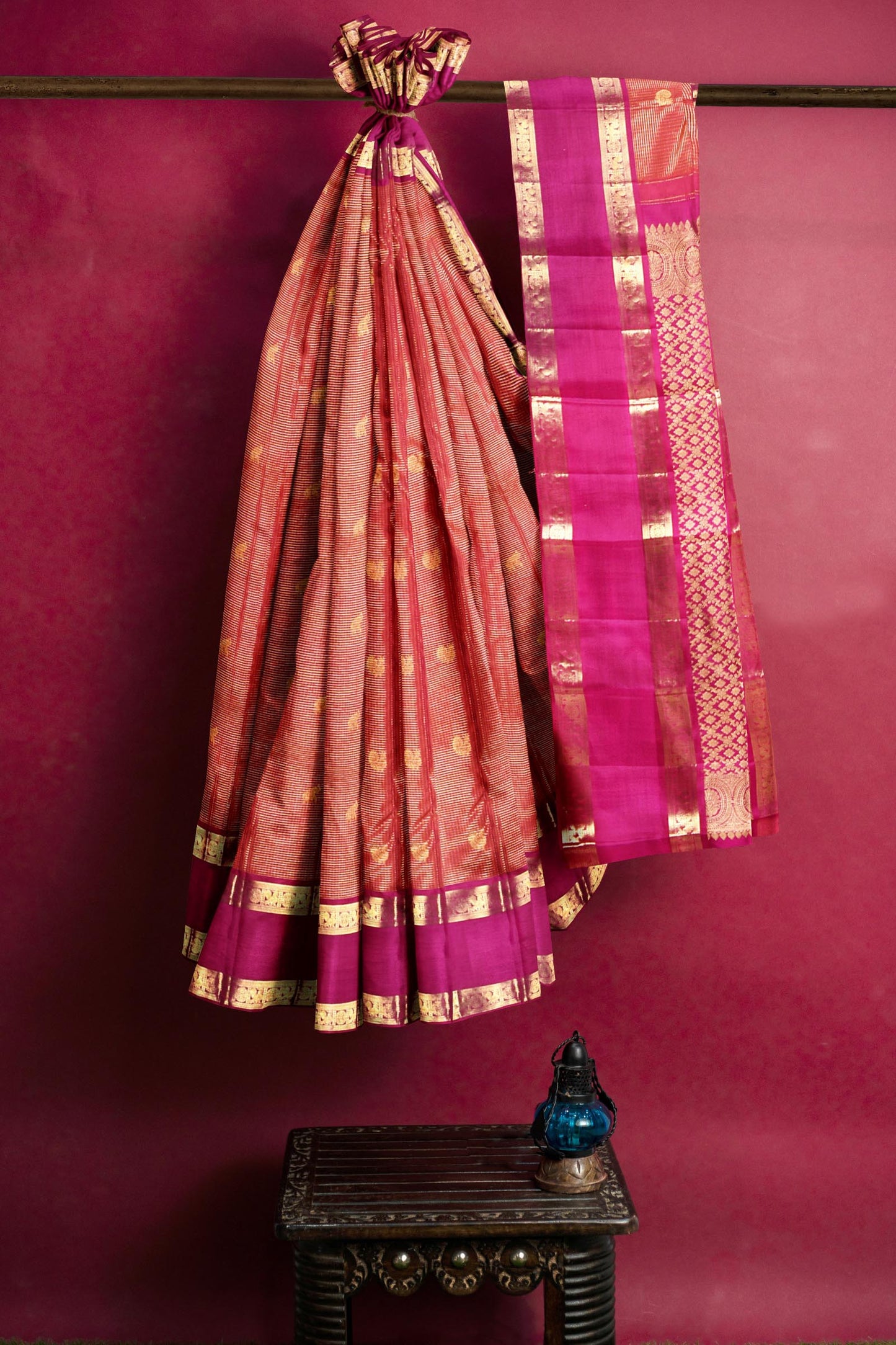 Meroon Light Weight Pure Silk Arani Vairaoosi Contrast Double Border Traditional Butta Saree