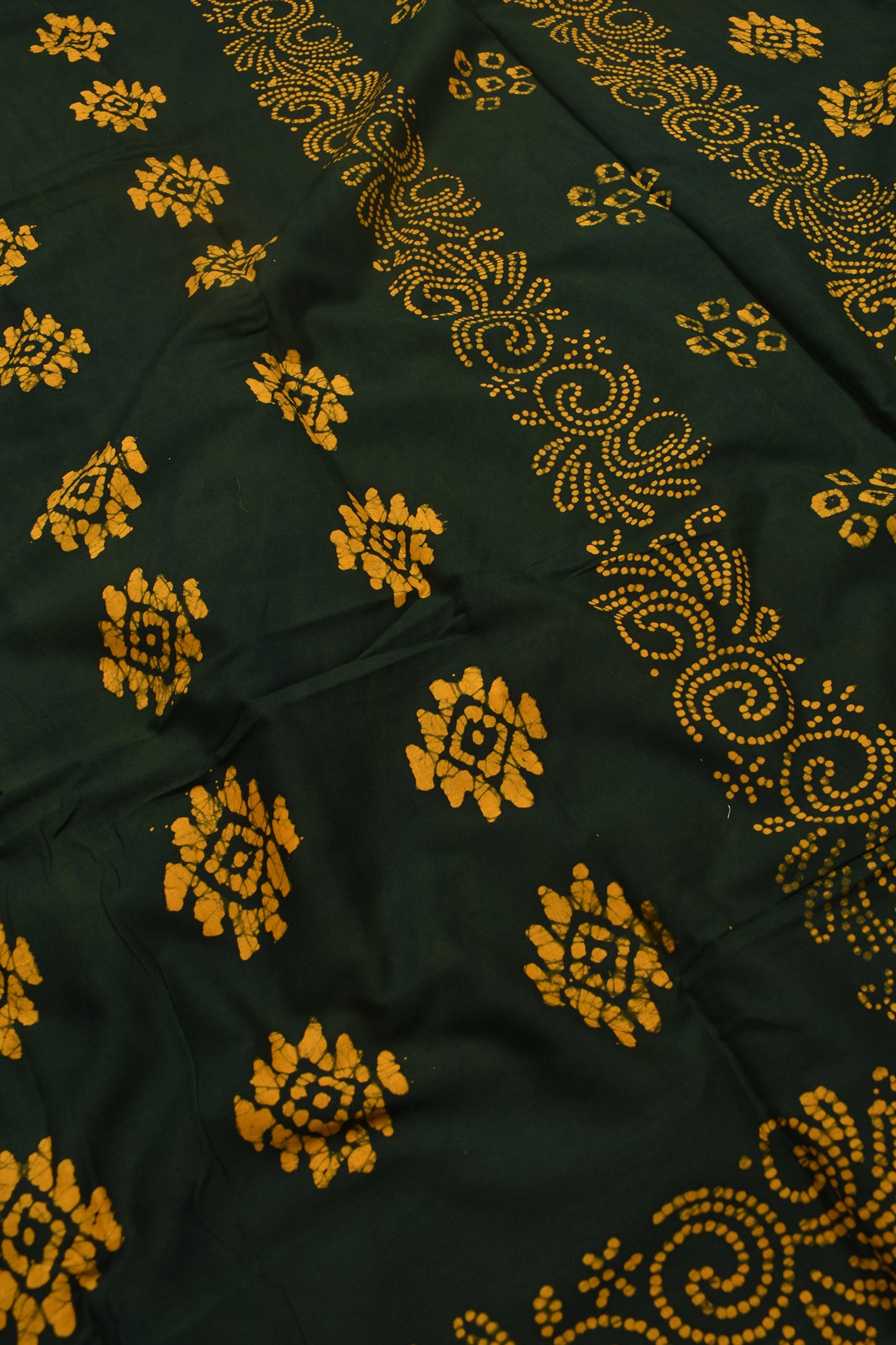 Green 120s Combed Pure Soft Cotton Sungudi Print Saree