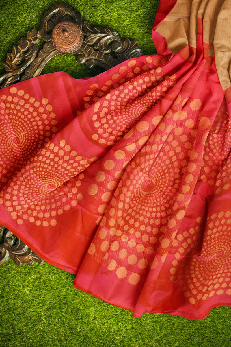 Sandal Light Weight Pure Silk Arani Borderless Contrast Pallu Saree