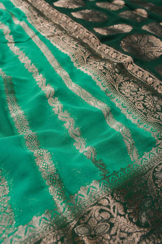 Green  Georgette Gold Stripes Contrast Pallu Saree