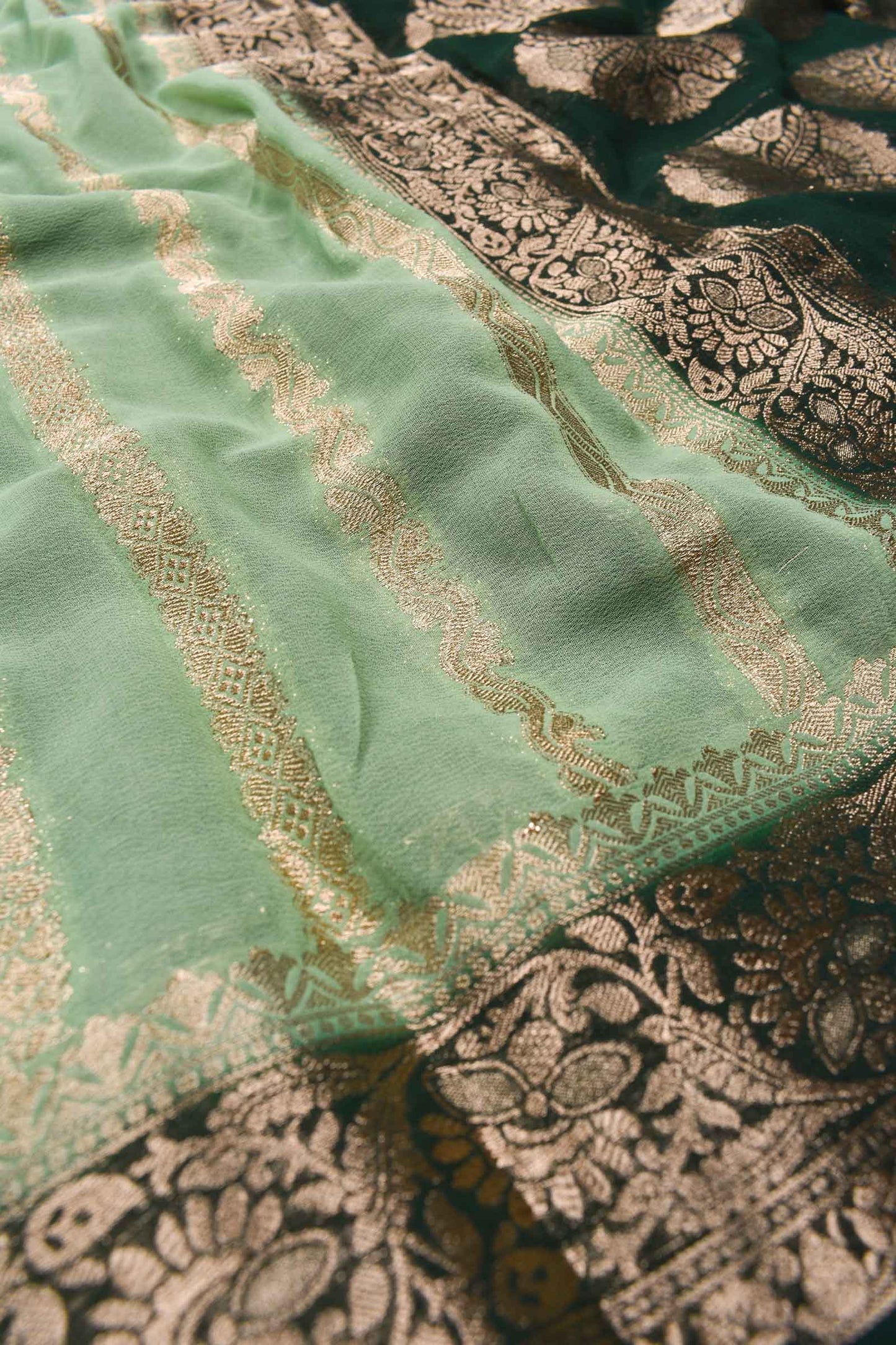 Light Green Georgette Gold Stripes Contrast Pallu Saree