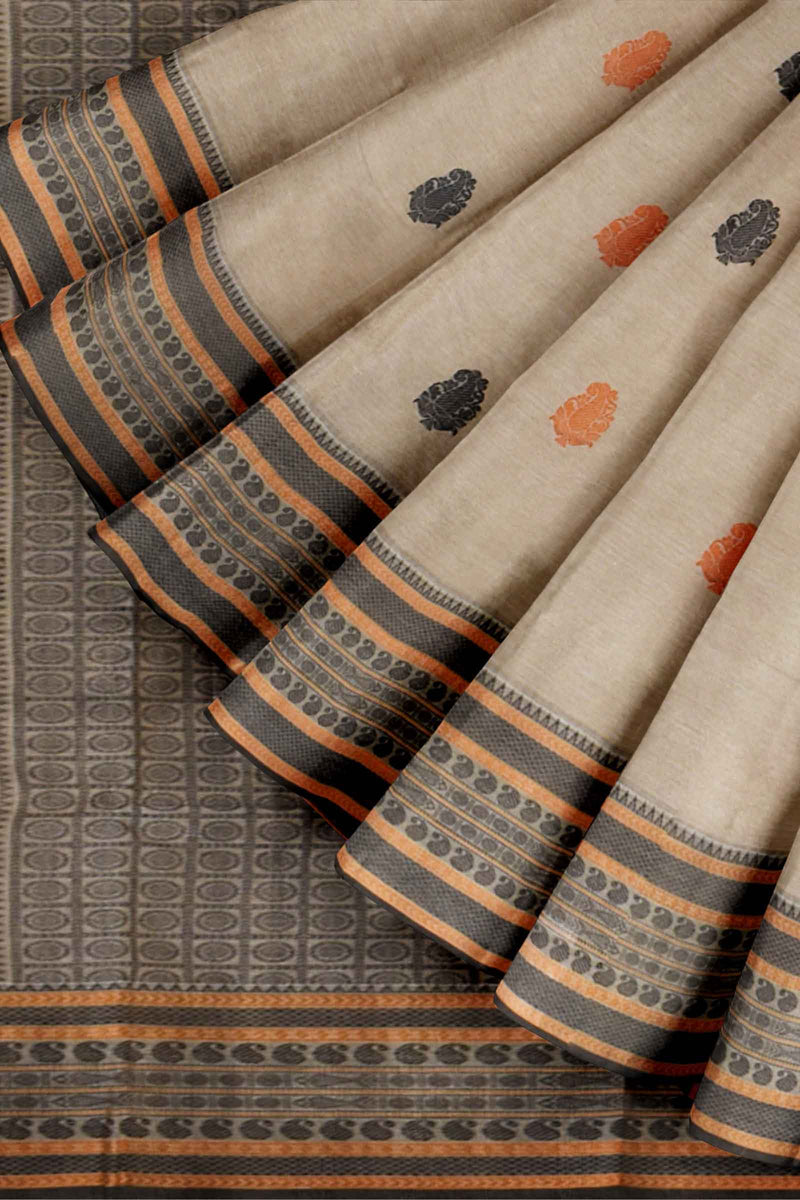 Off White Kanjivaram Pure Cotton Handloom Paisely Butta Pallu Saree