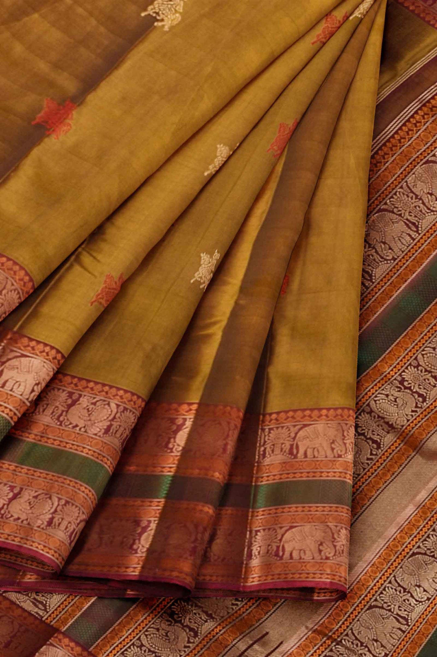 Goldish Green Kanjivaram Pure Silk Elephant Border Traditonal Pallu Saree