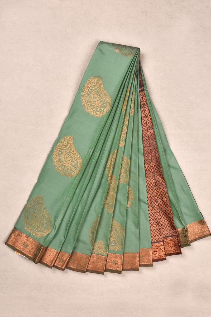 Green Soft Semi Silk Paisely Butta Contrast Blouse Saree