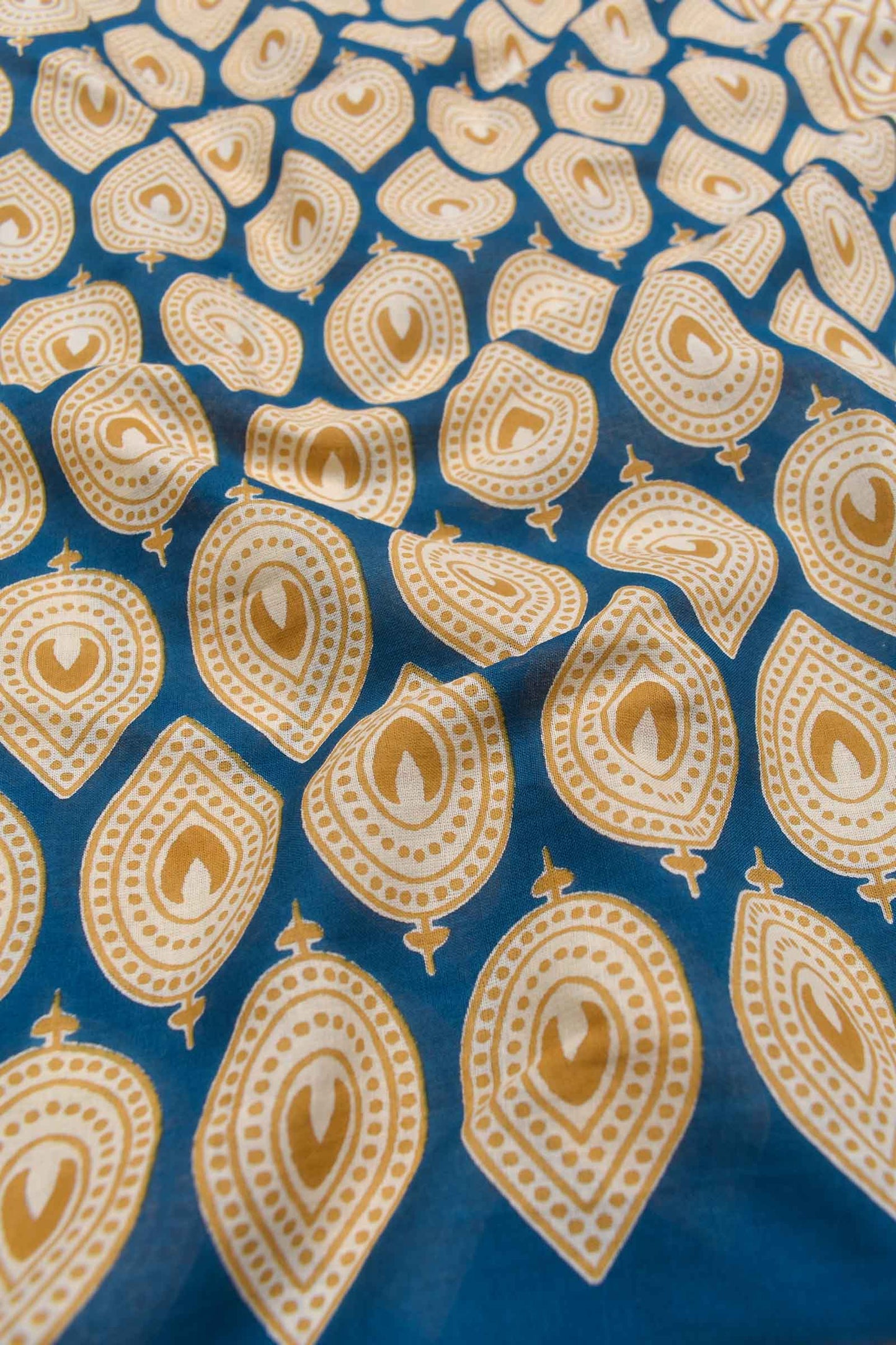 Blue Pure Cotton Mul Mul All Over Leaf Printed Saree