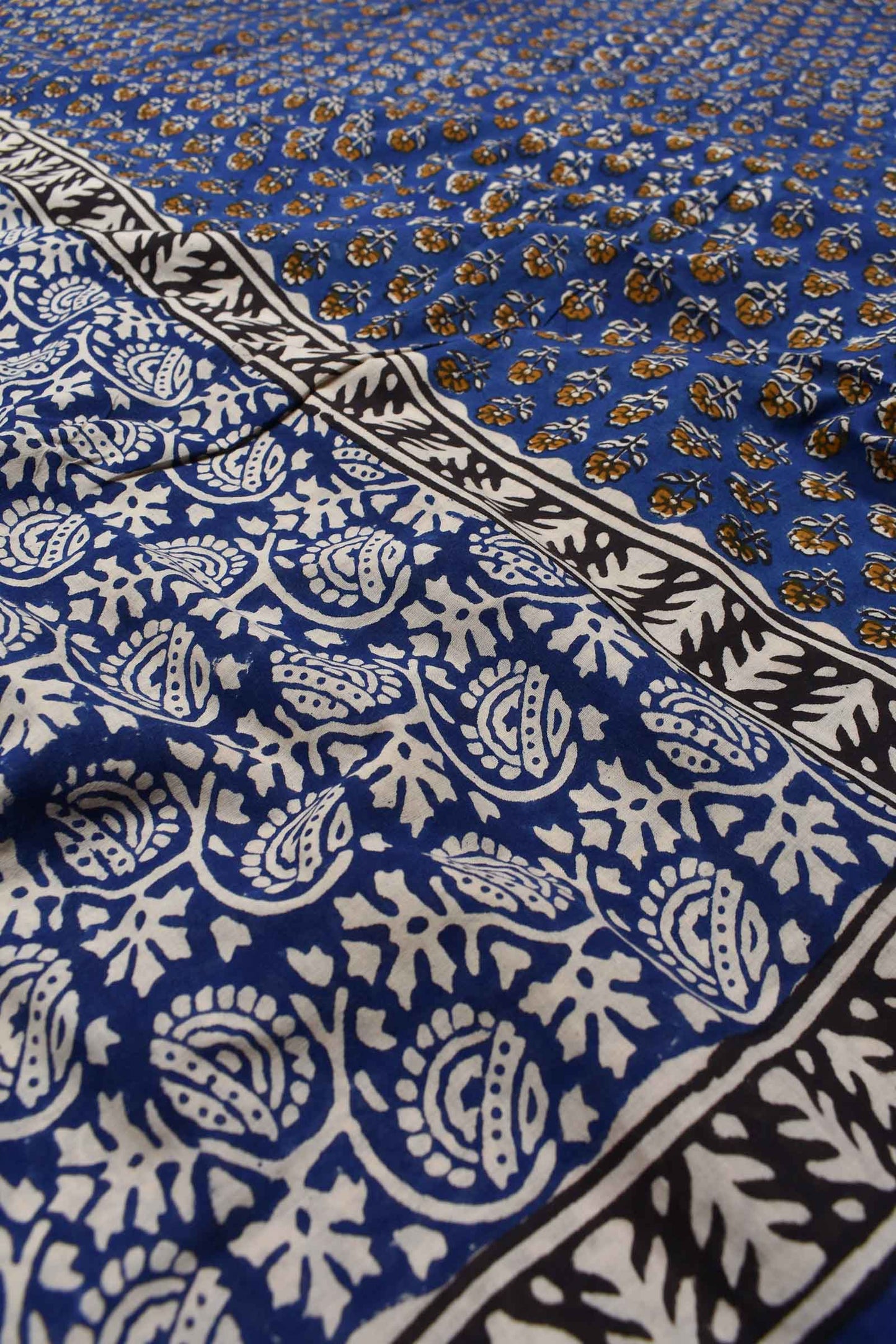 Blue Pure Soft Cotton Flower Garden Hand Block Printed Saree