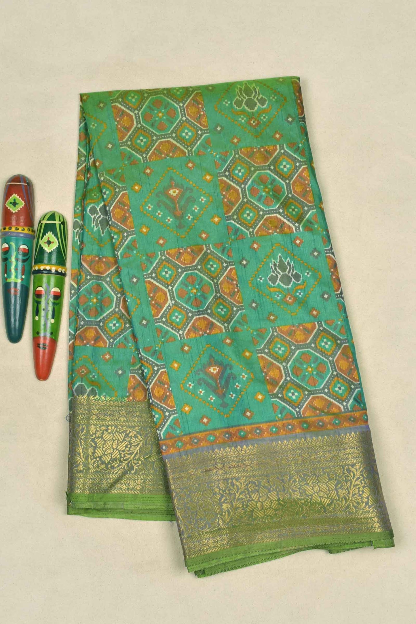 Green Sana Soft Silk Fancy Floral Patola Saree