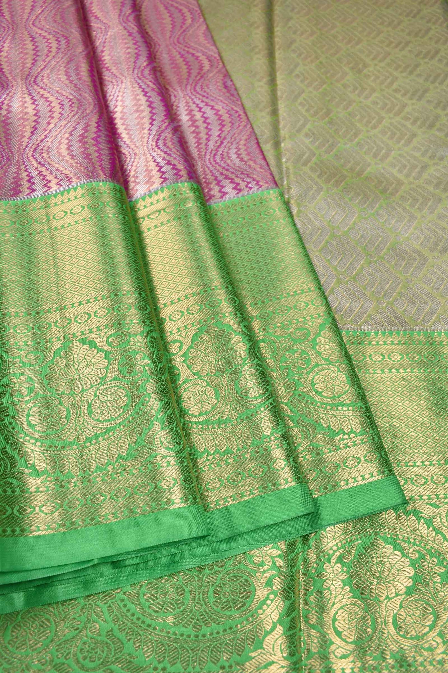 Maroon Semi Silk Fancy Curves Design Contrast Green Border Bridal Tissue Saree