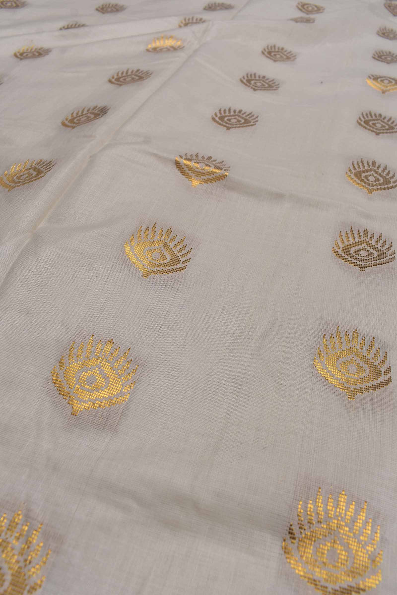 Off White Kerala Cotton Grand Peacock Pallu Saree