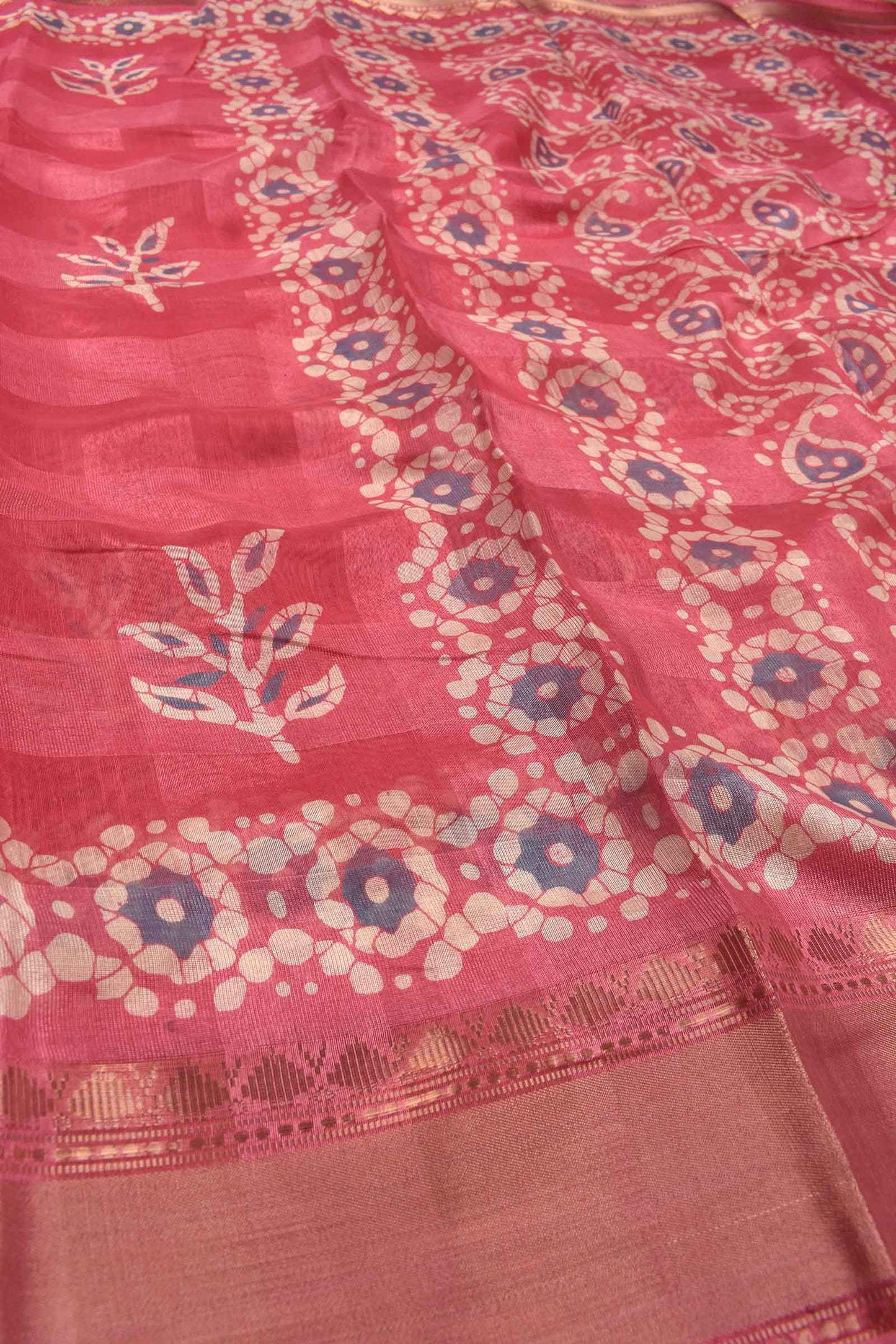 Barbie Pink Printed Cotton Self Check Floral Design Printed Blouse Saree