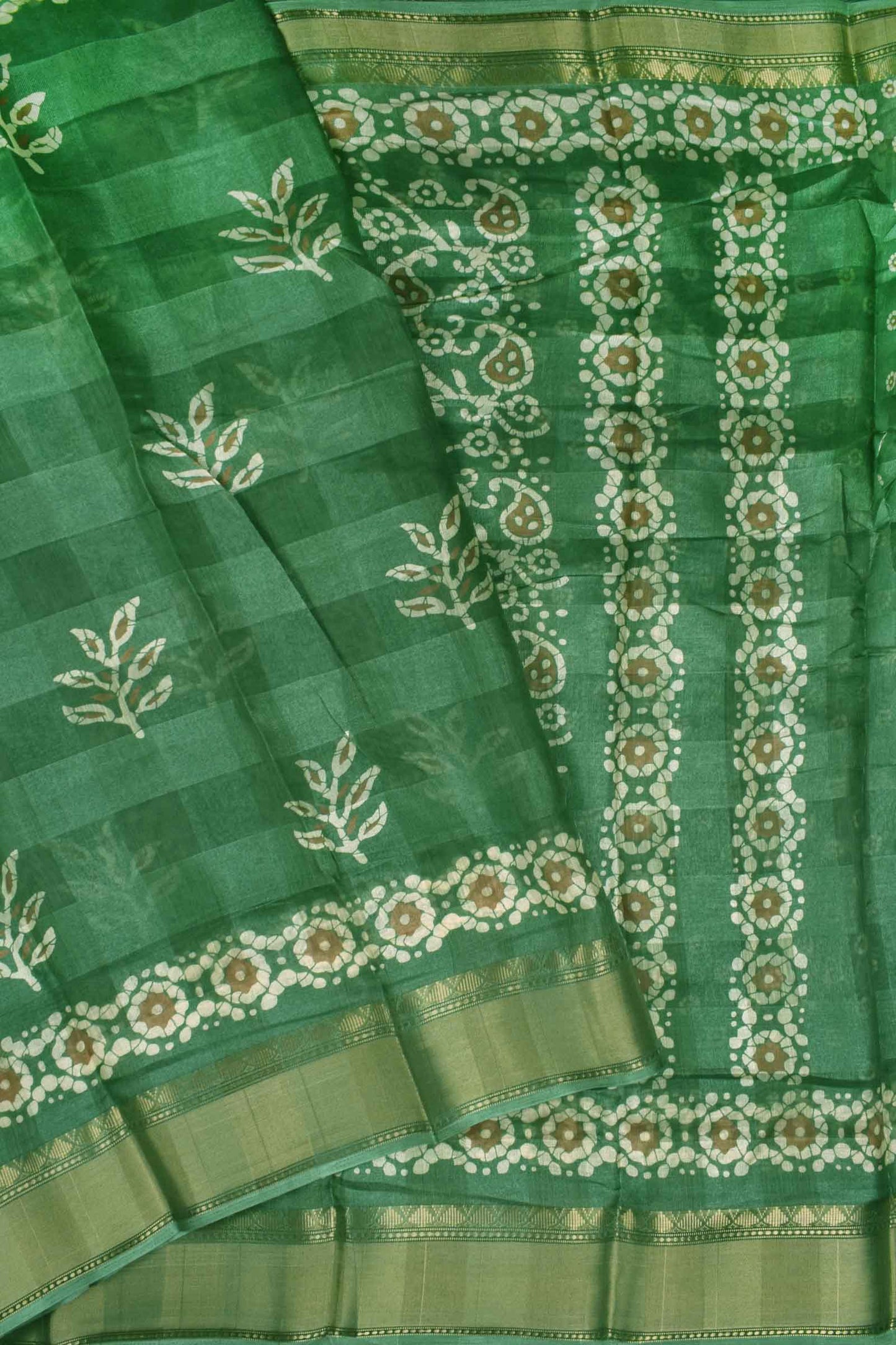 Green Printed Cotton Self Check Floral Design Printed Blouse Saree