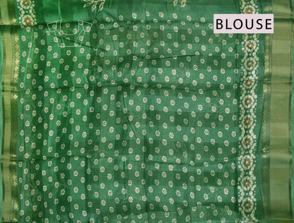 Green Printed Cotton Self Check Floral Design Printed Blouse Saree