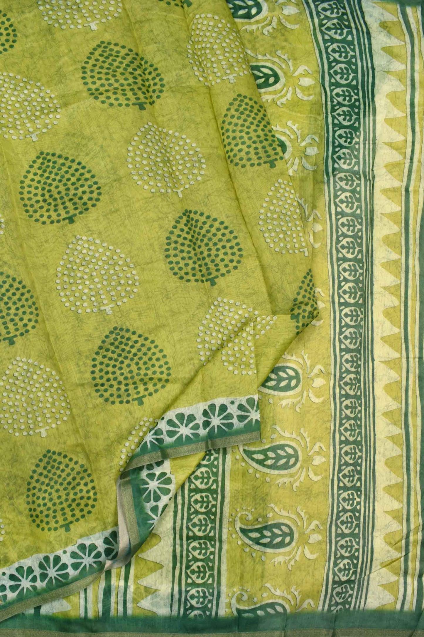 Green Semi Chanderi All Over Leaves Printed Floral Border Saree