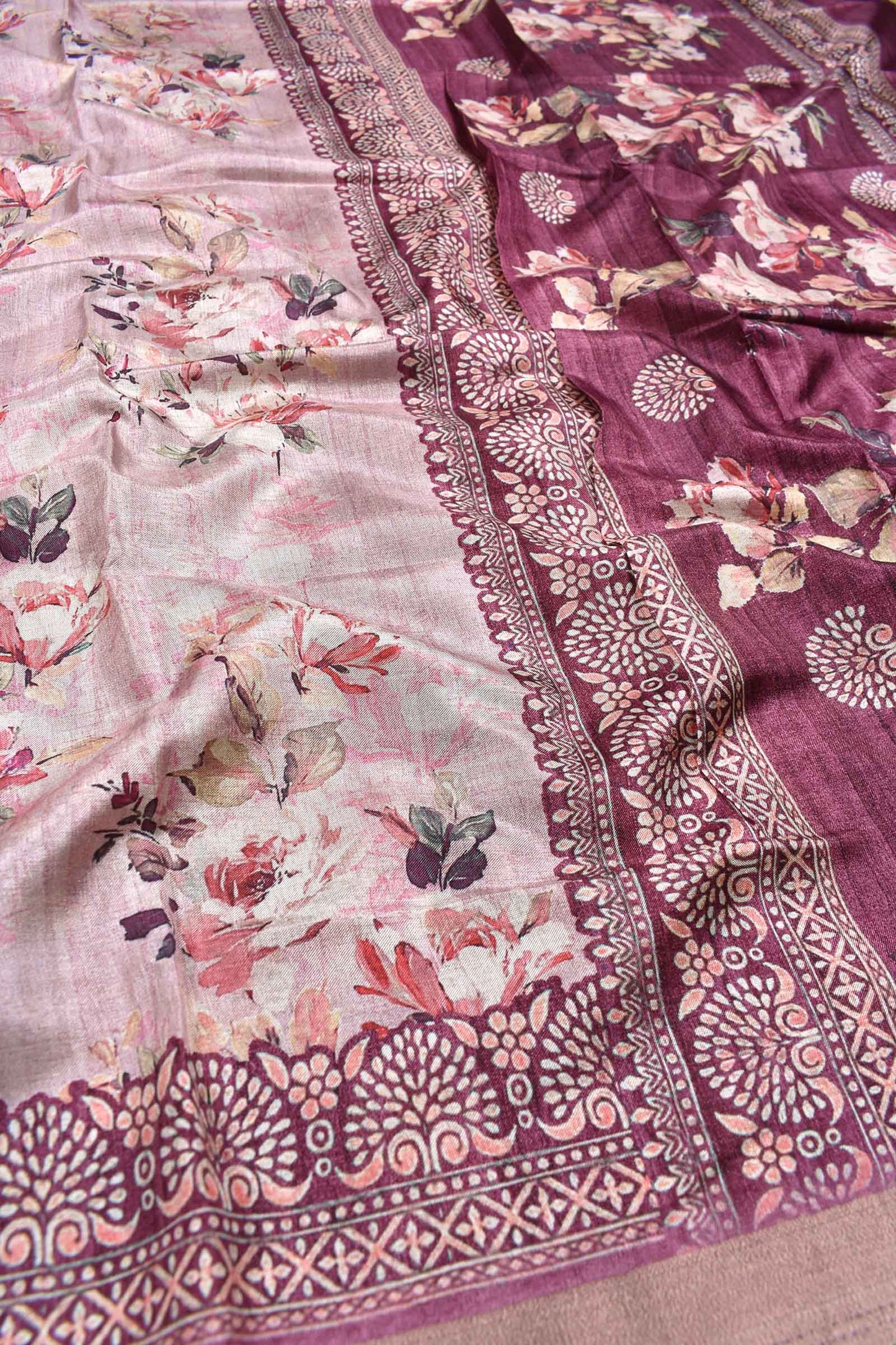 Pink Semi Tussar Floral Bouquet Print  Fancy Border Saree