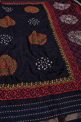 Black Semi Dola Mandala Style Butta Printed Zari Border Saree