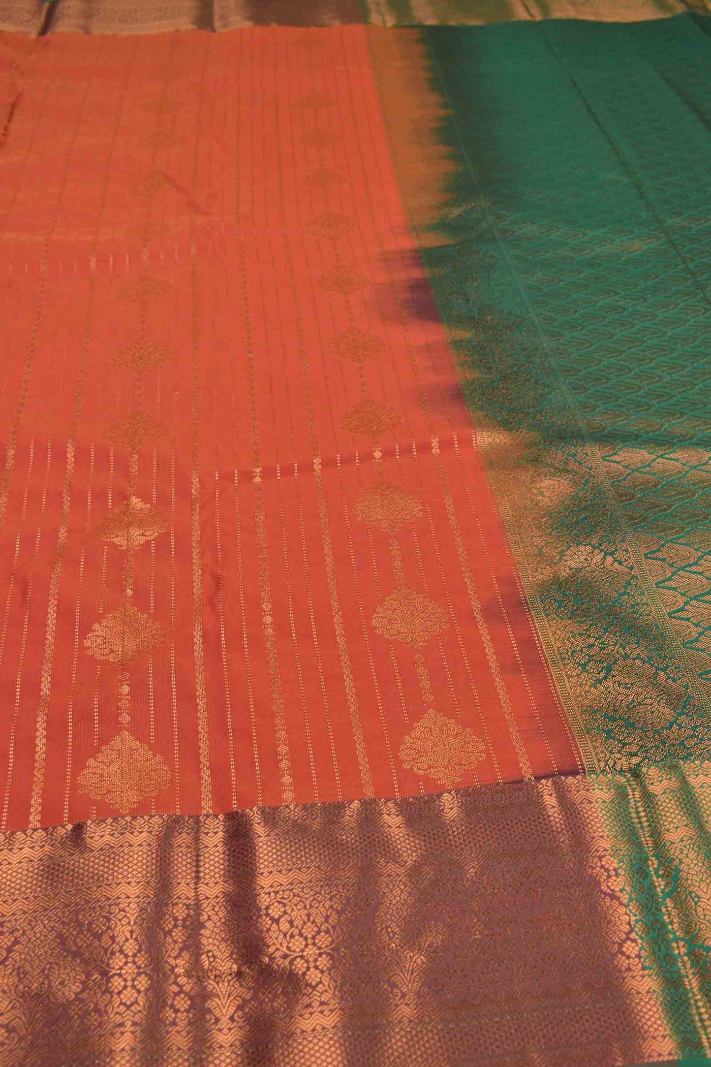 Orange  Semi Soft Silk Traditional Chain Butta Contrast Pallu Saree