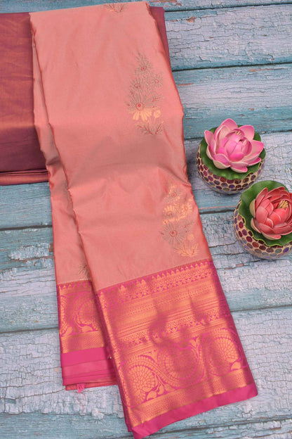 Pink Semi Soft Silk Floral Bouquet Butta Contrast Dark Pink Border Saree