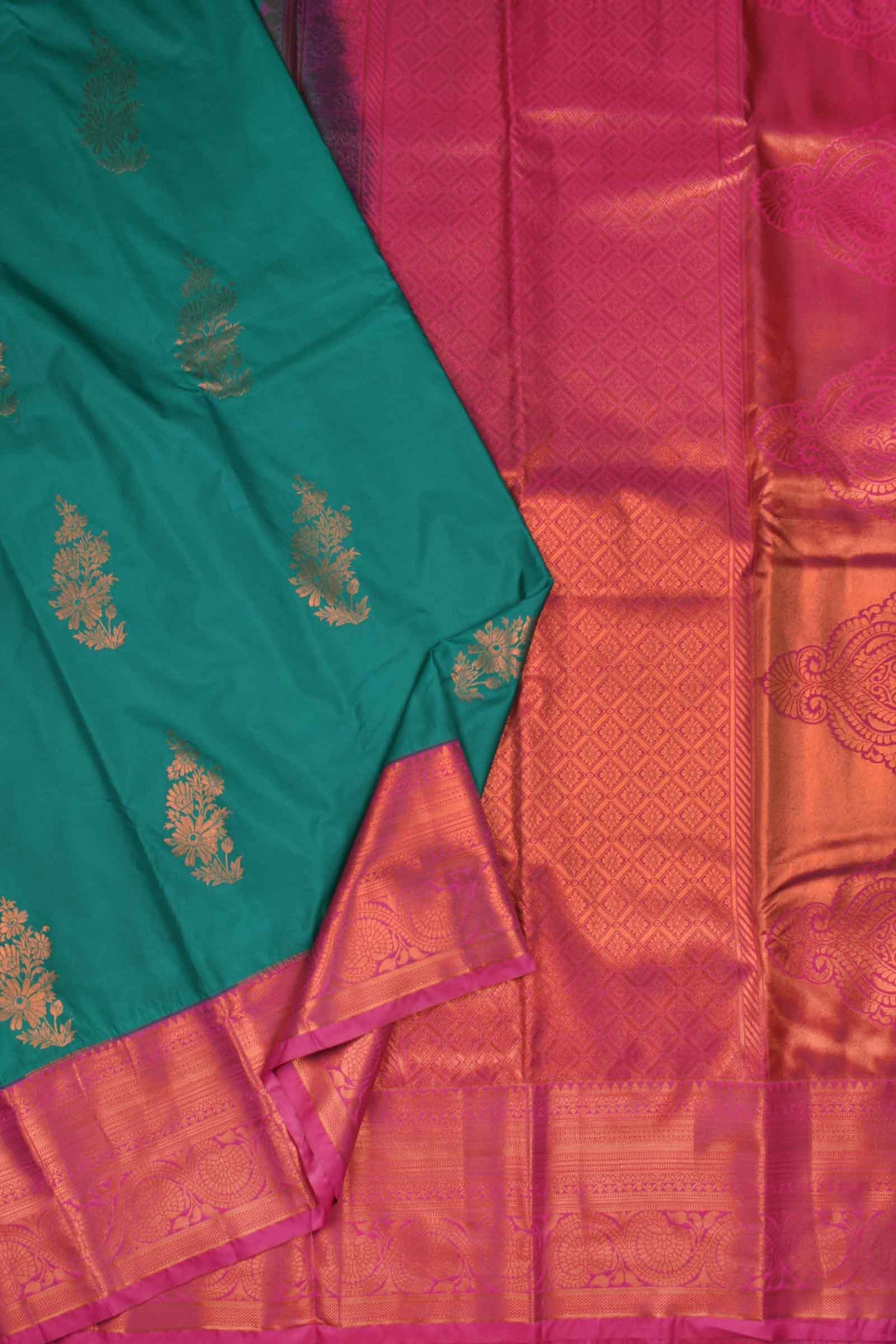 Dark Green Semi Soft Silk Floral Bouquet Contrast Big Dark Pink Border Saree