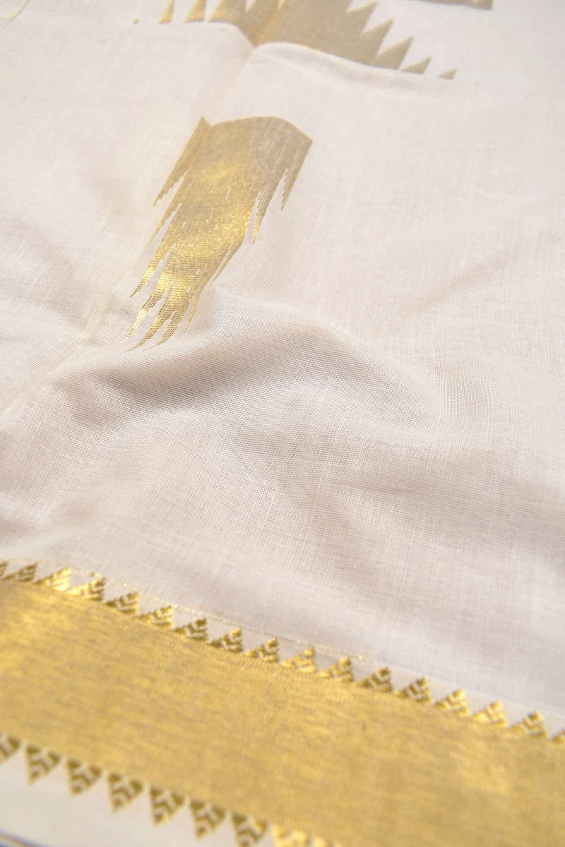 Off White Pure Kerala Cotton Fancy Temple Butta Temple Pallu Saree