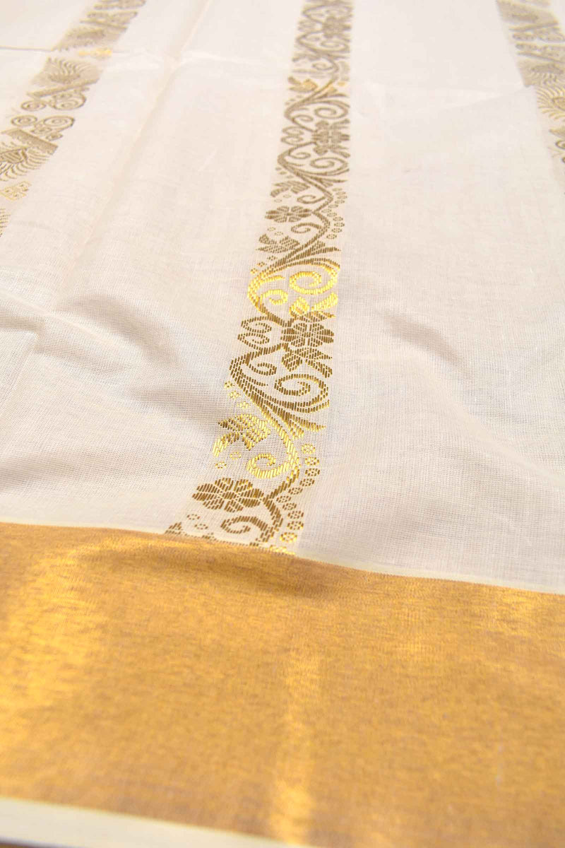 Off White Pure Kerala Cotton Traditional Chain Butta Lotus Chakra Pallu Saree