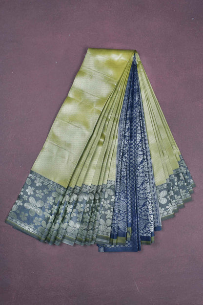 Moss Green Semi Silk Cross Lines Contrast Pallu Blouse Saree