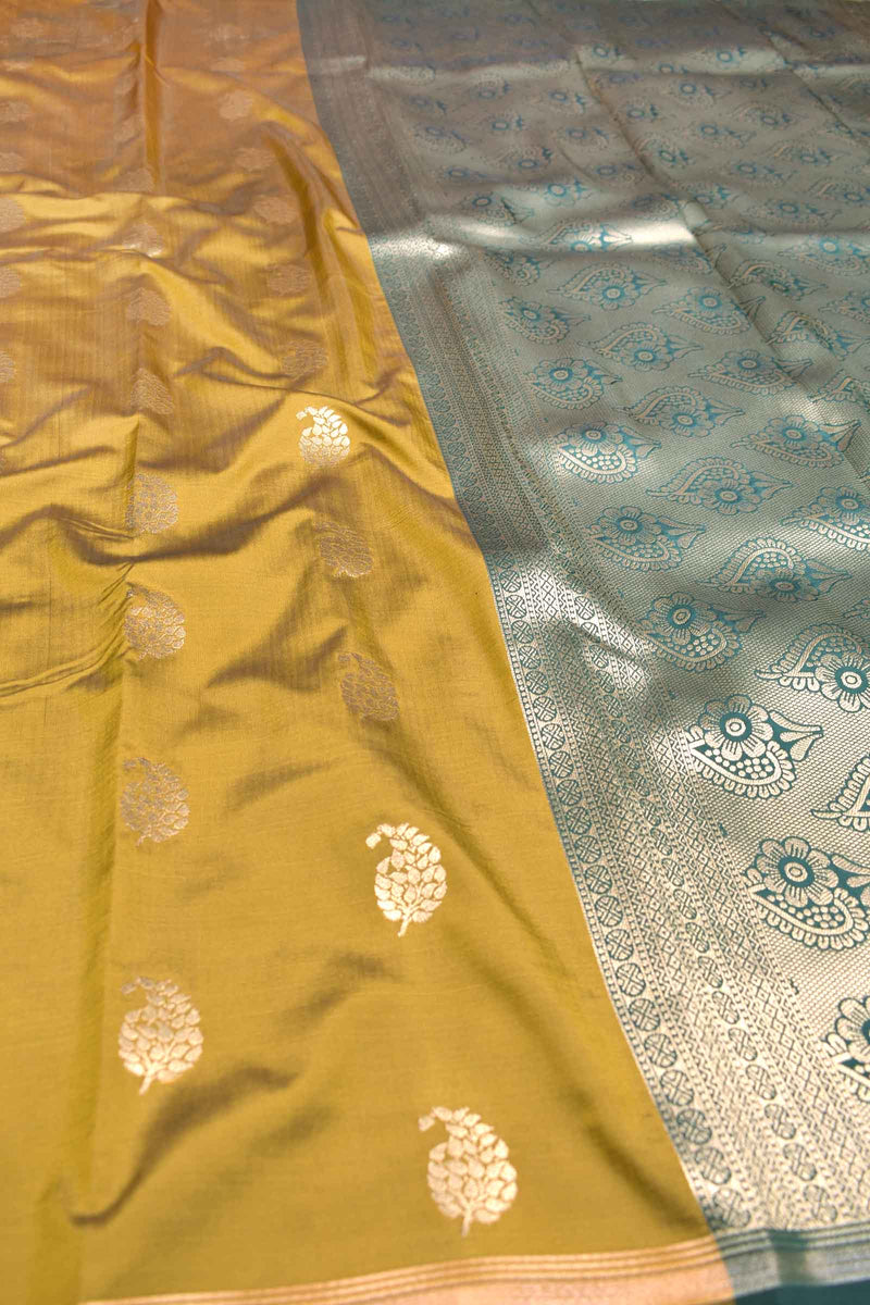 Olive Semi Soft Silk Mango Butta Contrast Pallu Saree