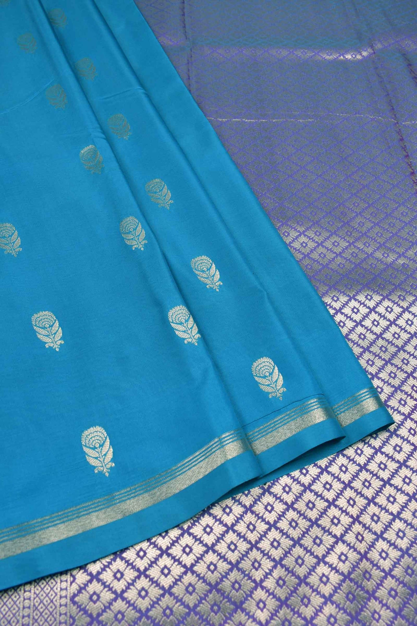 Blue Body Rose Butta Contrast Pallu Semi Soft Silk Saree