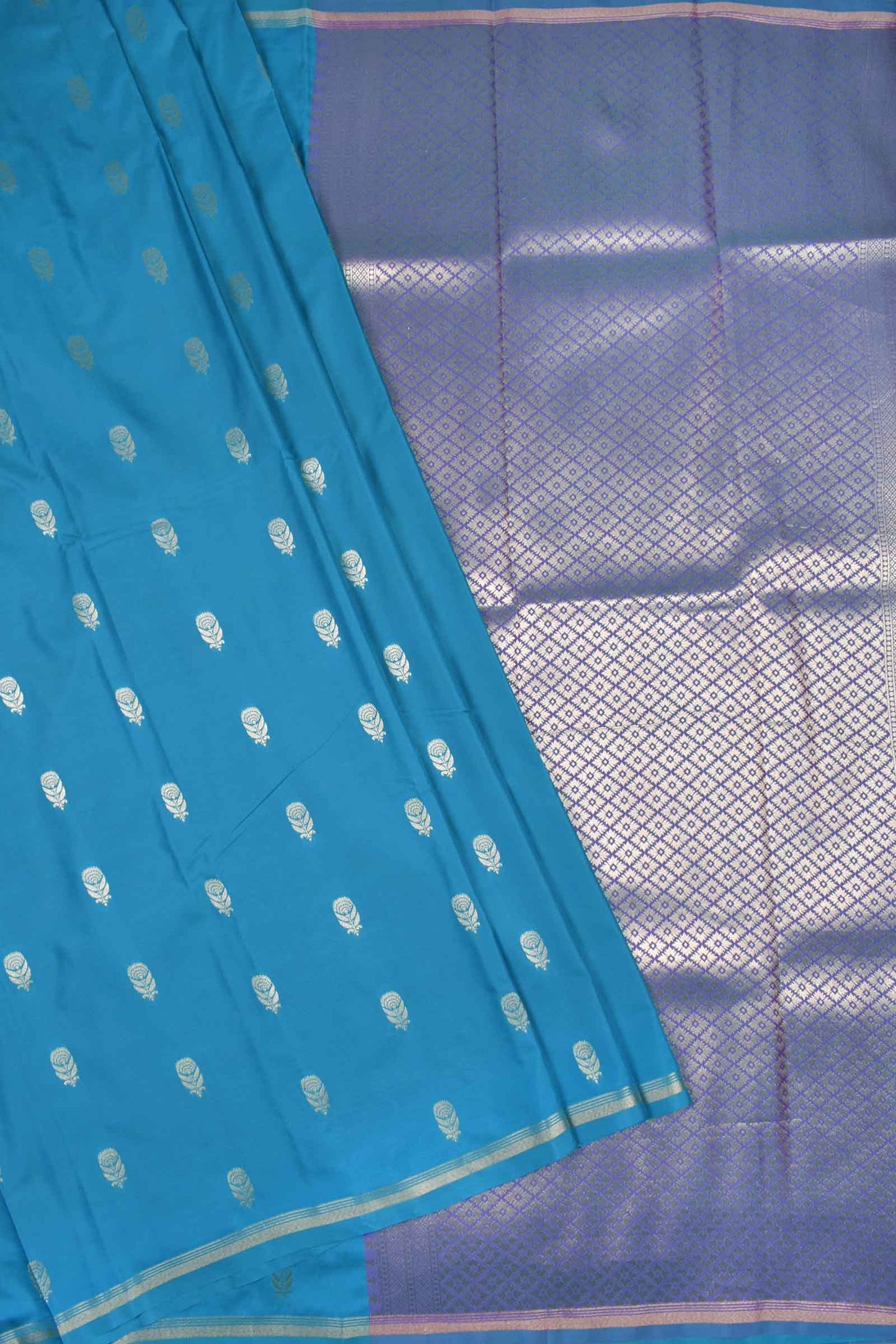 Blue Body Rose Butta Contrast Pallu Semi Soft Silk Saree