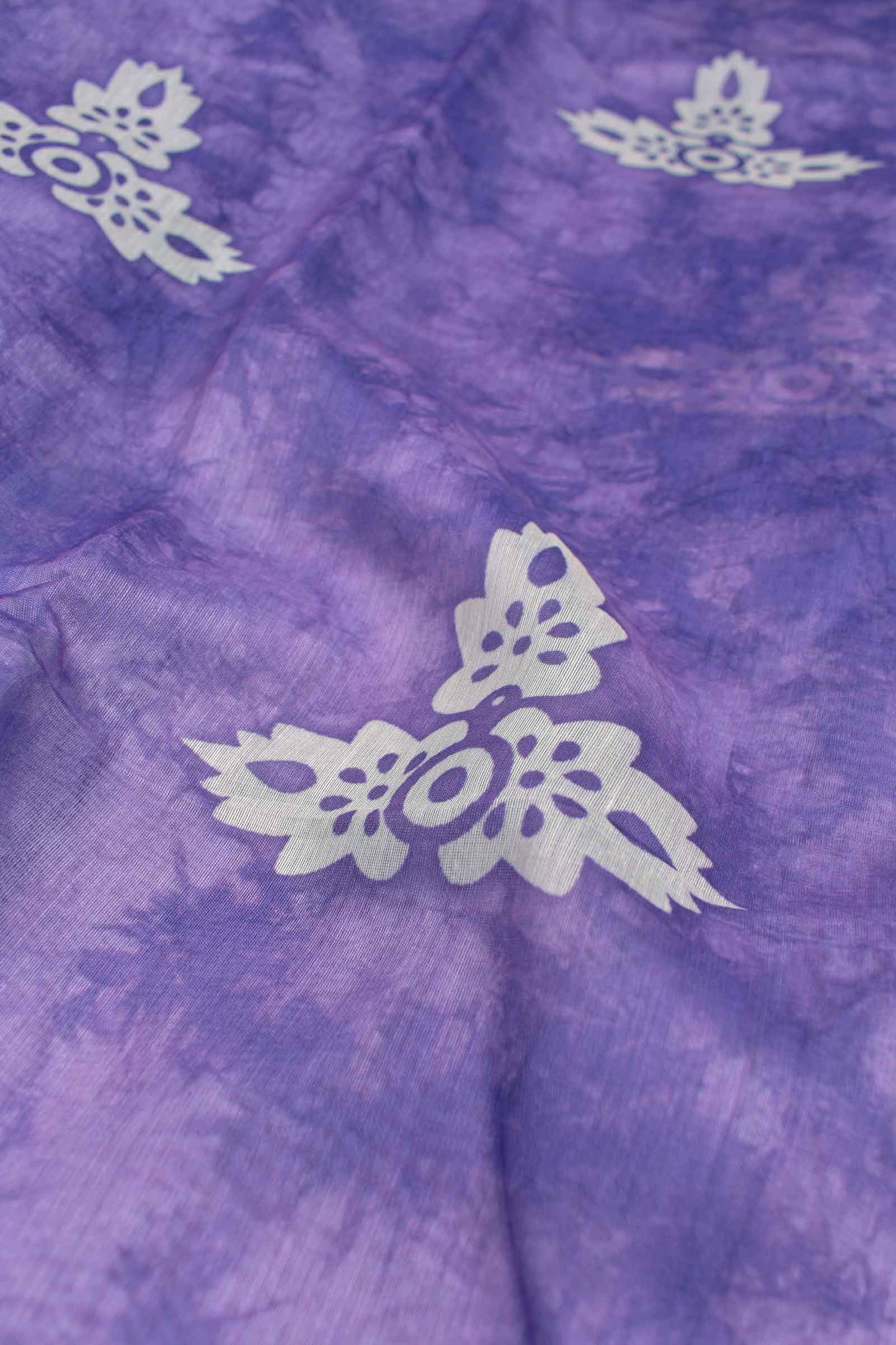 Light Violet Semi Chanderi Cotton Flowers Butta Waves Design Border Digital Print Saree