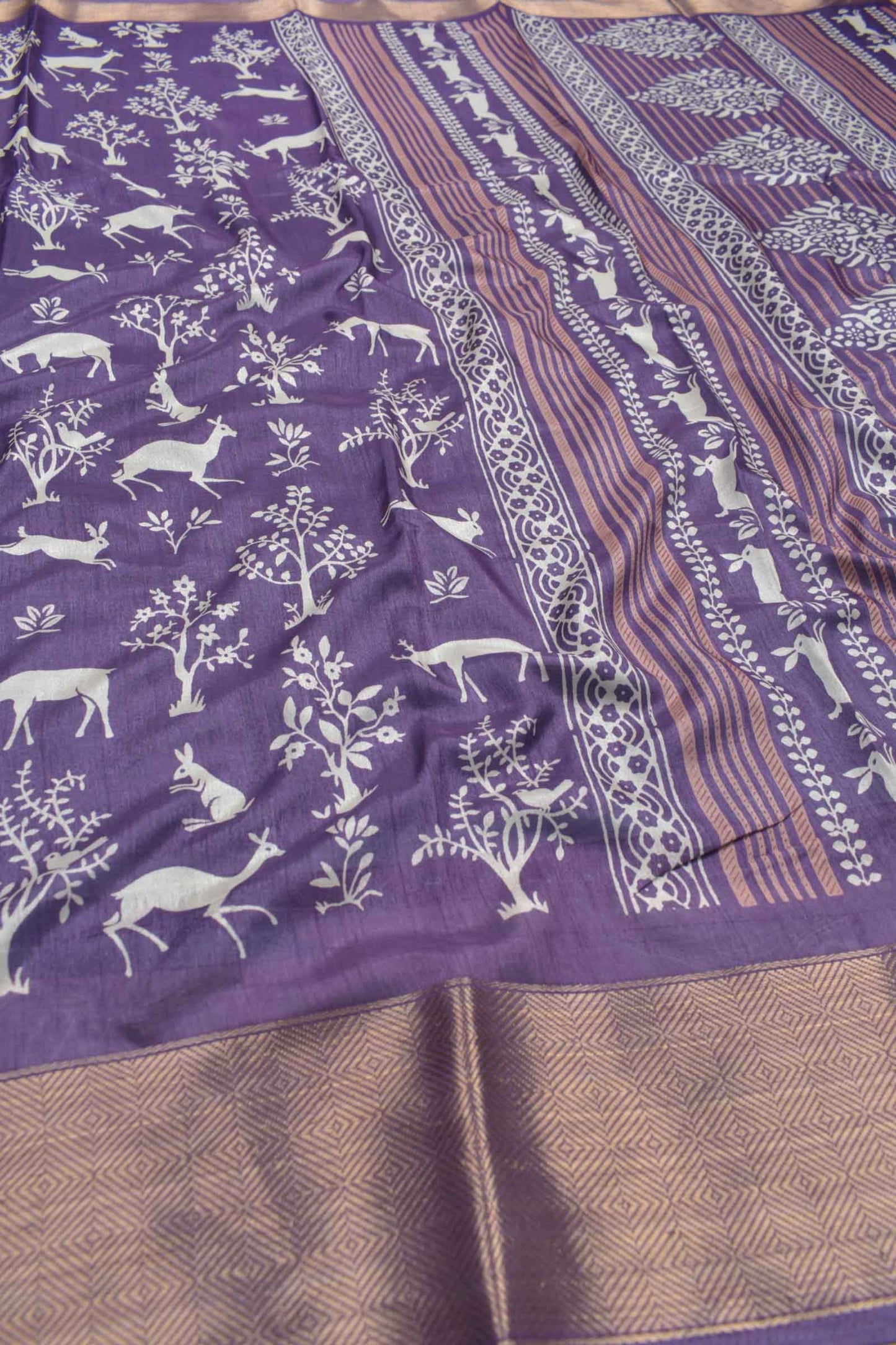 Violet Semi Dola Forest Scenes Printed Zari Border Saree