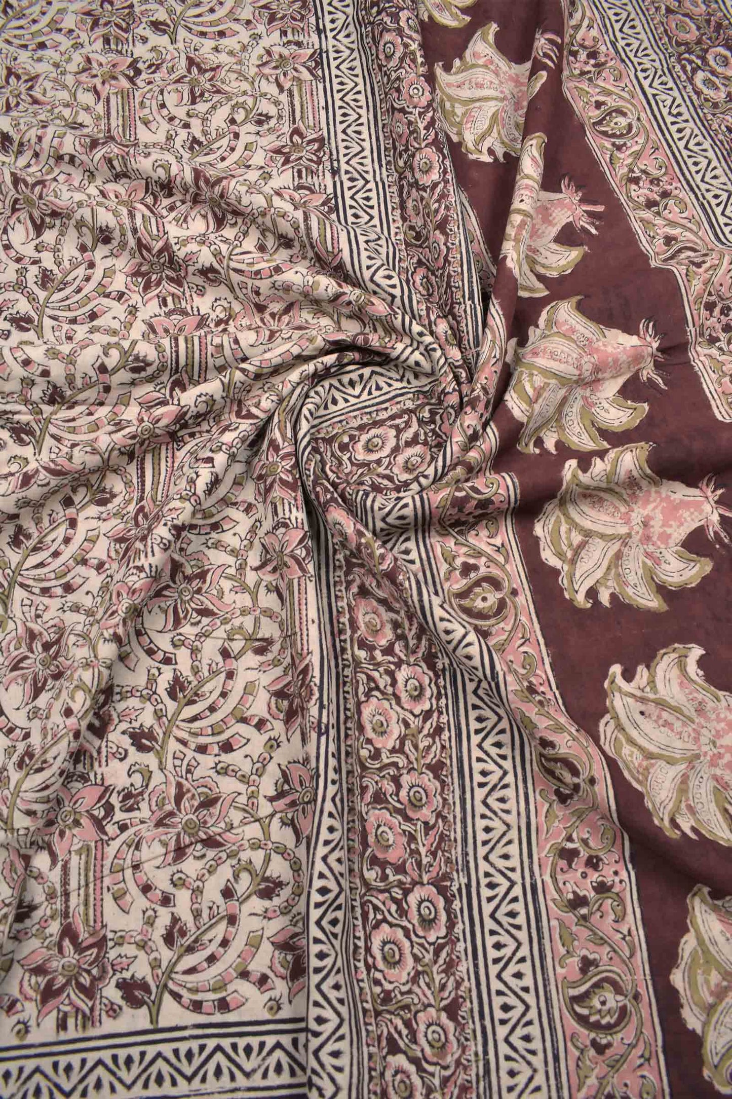 Off White Kalamkari Pure Cotton Pink Stars Printed Saree