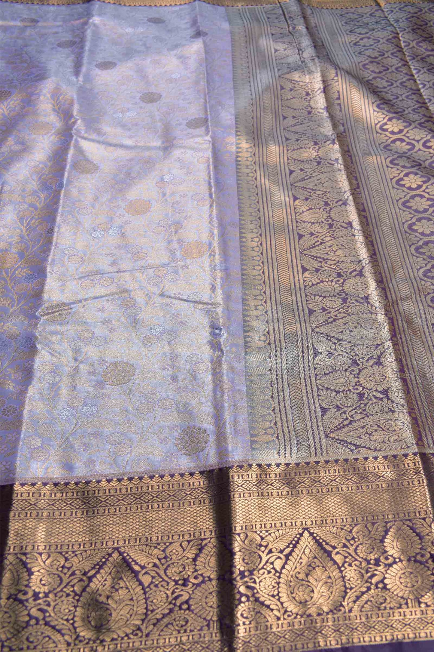 Light Voilet Semi Silk Intricate Floral Body Contrast Zari Border Pallu Saree