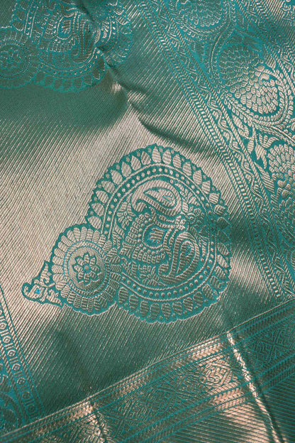 Golden Green Kanchipuram Bridal Pure Silk  Floral Eyes Zari Border Saree NAA158