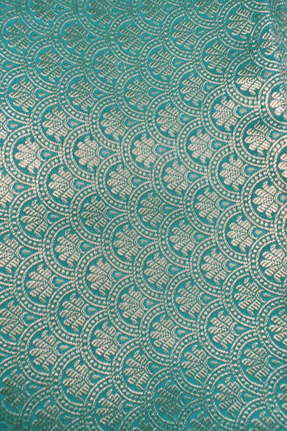 Golden Green Kanchipuram Bridal Pure Silk  Floral Eyes Zari Border Saree NAA158