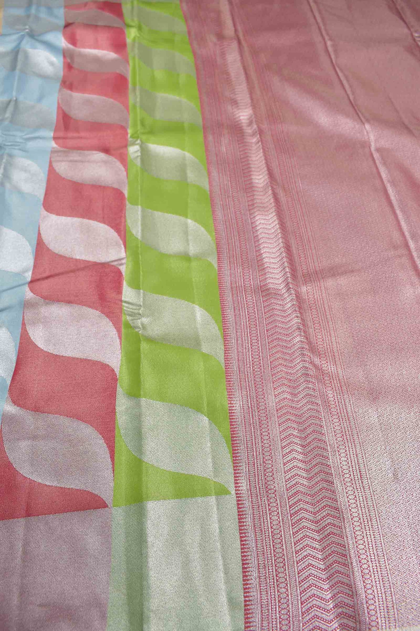 Multi Colour Semi Silk Tissue Fancy Leaves Print Pink Zari Pallu Saree
