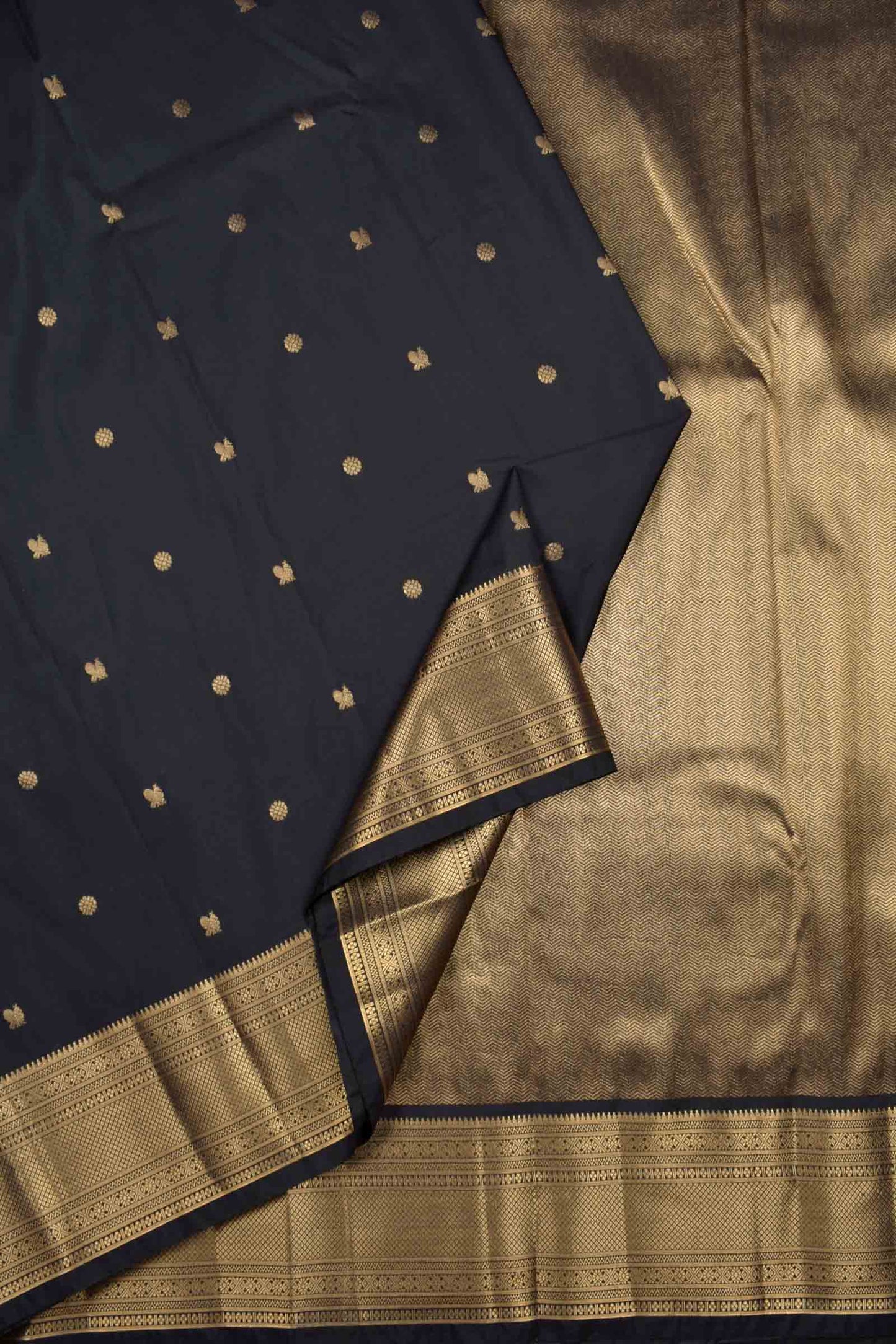 Black Semi Silk Mini Butta Zari Border Pallu Saree