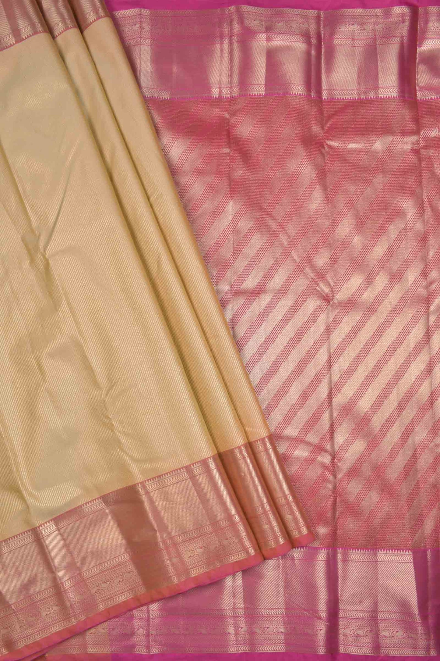 Peach Semi Silk Zari Little Checks Contrast Red Zari Border Pallu Saree