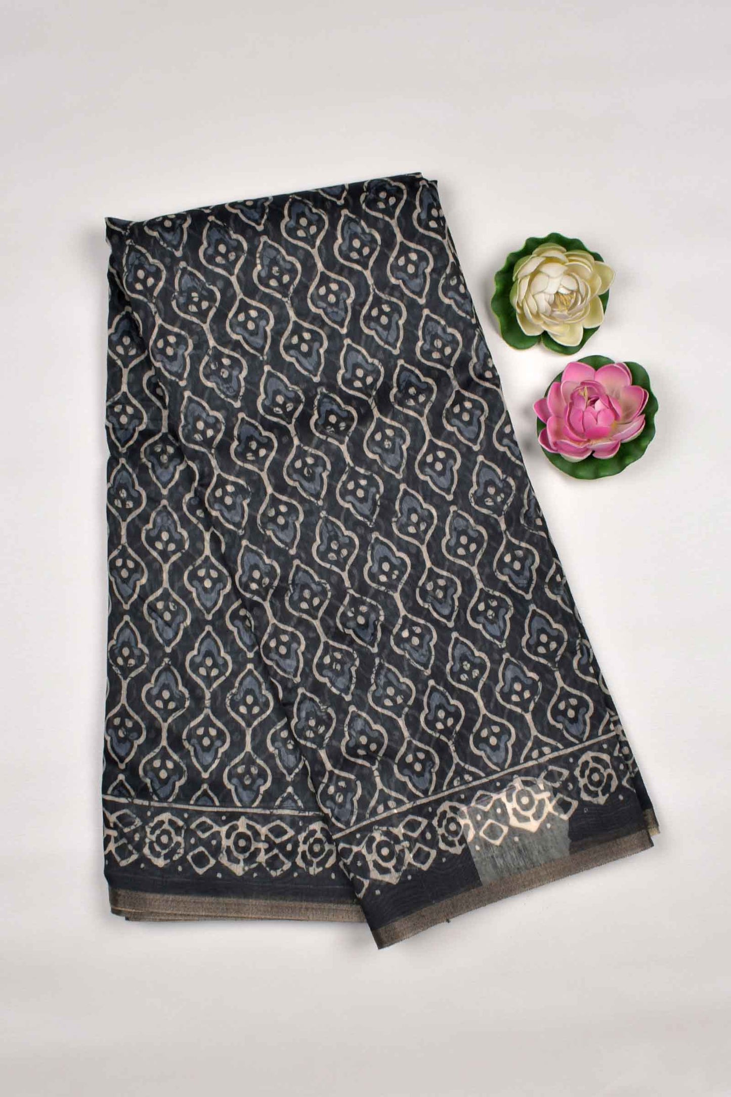 Black Semi Chanderi Cotton Floral Bulbs Print Saree NAA113