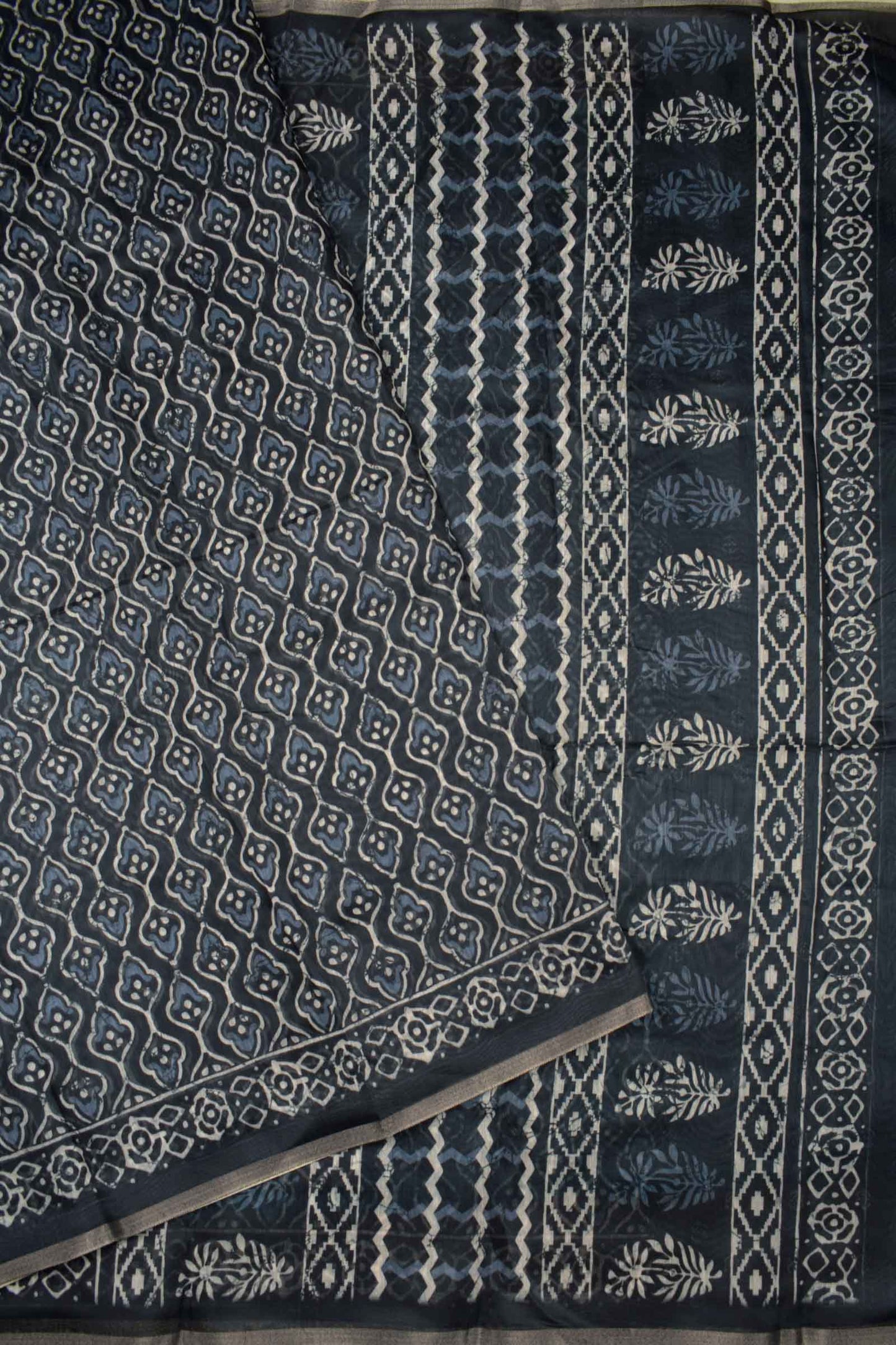 Black Semi Chanderi Cotton Floral Bulbs Print Saree NAA113